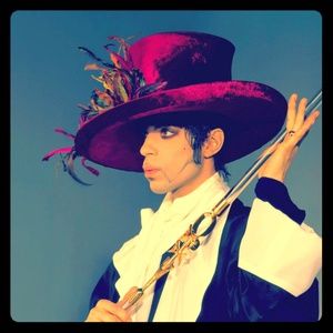 PLEASE READ VINTAGE CLOTHING SHOPPERS 💜